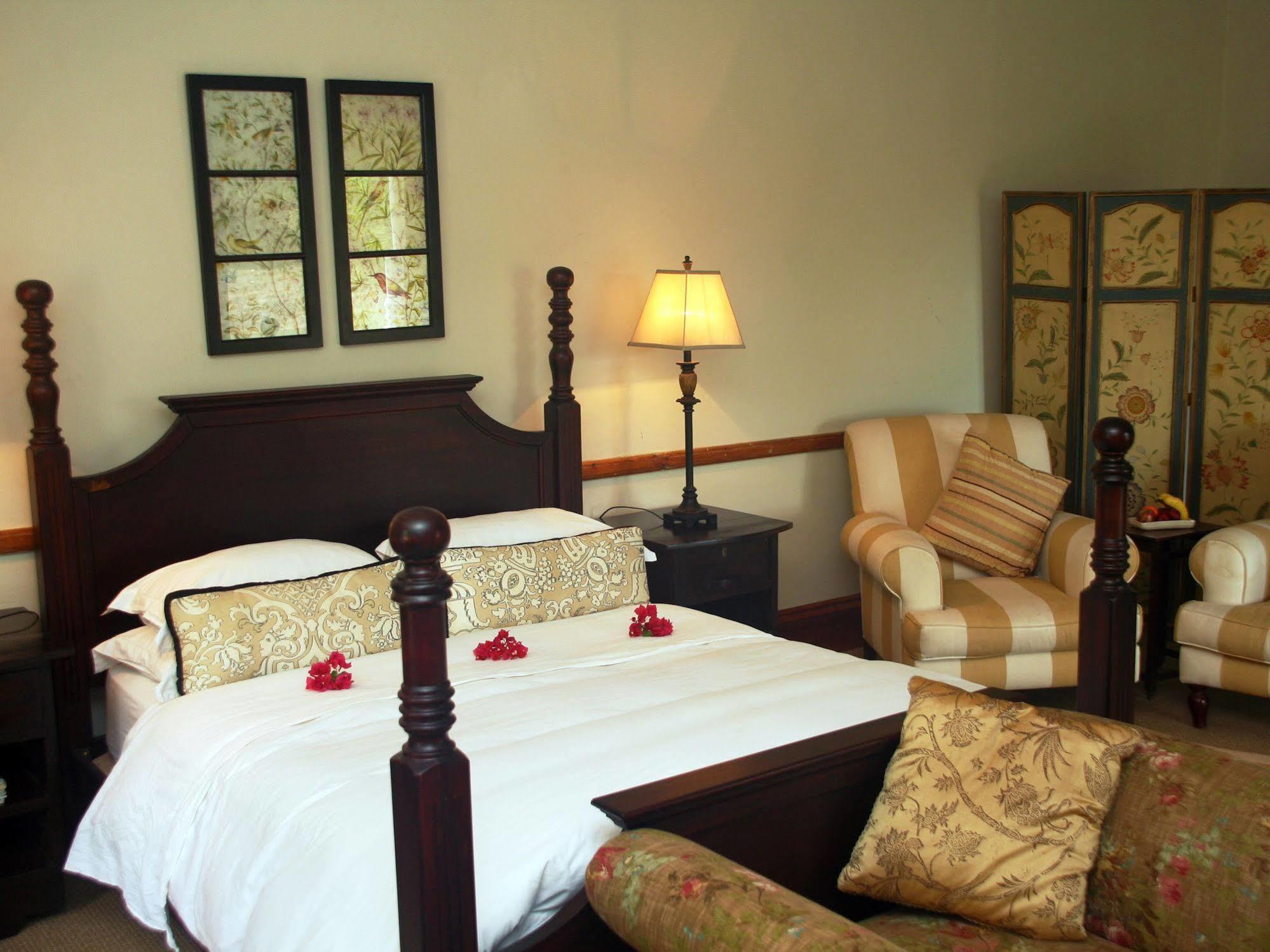 Leeuwenbosch Country House - Amakhala Game Reserve Eksteriør bilde